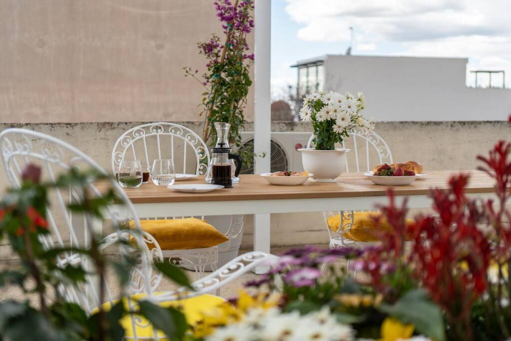 Ebullience - Stylish & Chic Athens Apartment Esterno foto