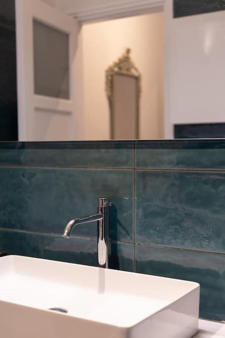 Ebullience - Stylish & Chic Athens Apartment Esterno foto